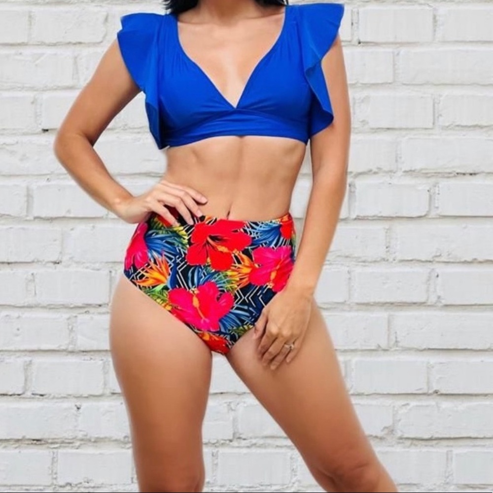 2 pieces Tropical swimsuit